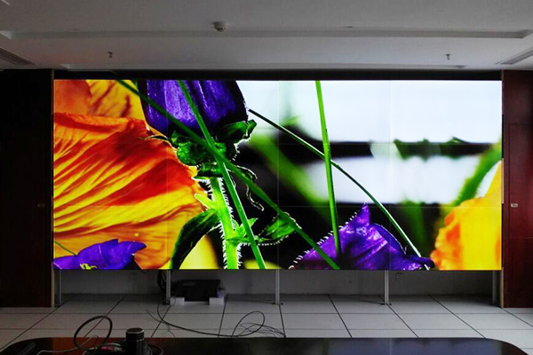 无缝拼接屏能实现真正的无缝吗？