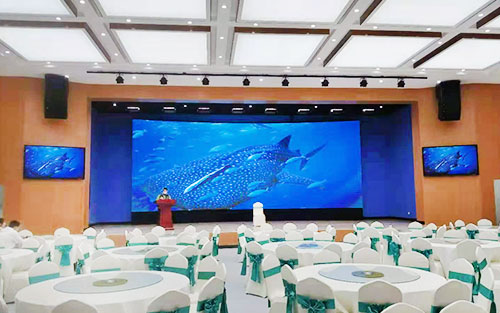 拼接大屏哪种好lcd和led？